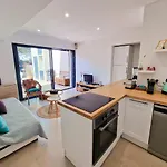 La Capte T2, A 2min De La Mer, Terrasse-wifi-parking Gratuit Apartament Hyères